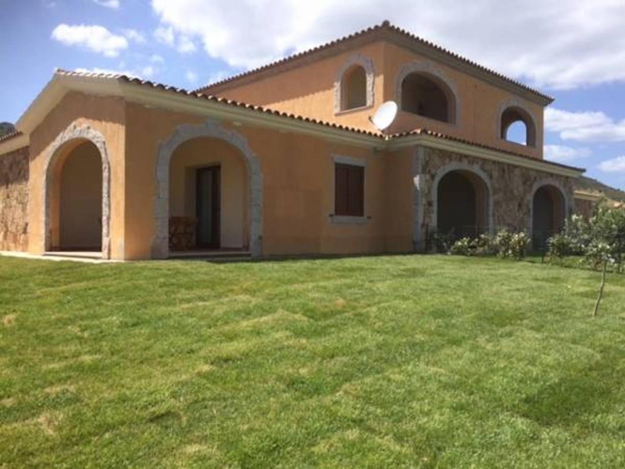 Residence Arruli San Teodoro  Luaran gambar